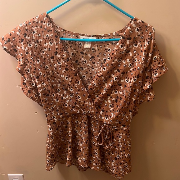 Flowered blouse - Picture 2 of 4